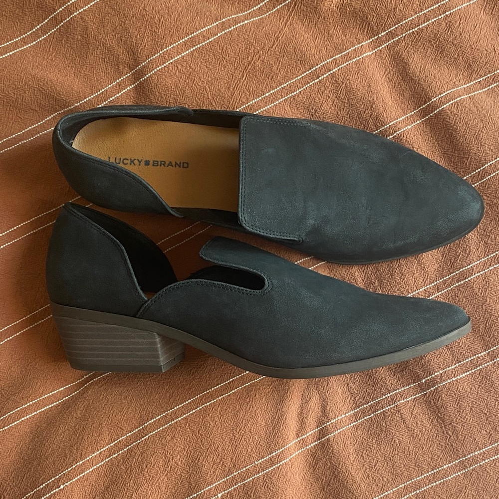Lucky Brand Women's Black Heeled Loafers